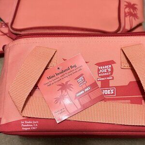 Trader Joe's Peach Mini Insulated Cooler Bag - NWT - Limited